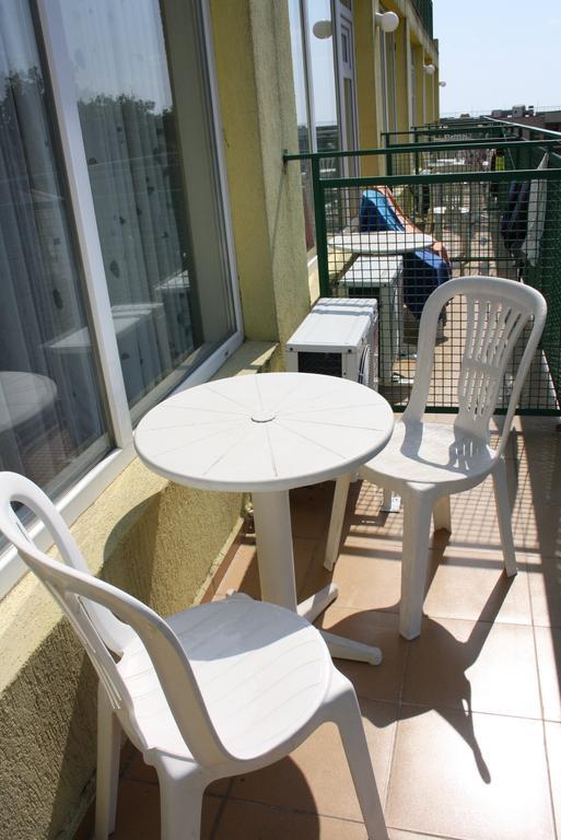 Sunny Varshava Hotel Golden Sands Room photo
